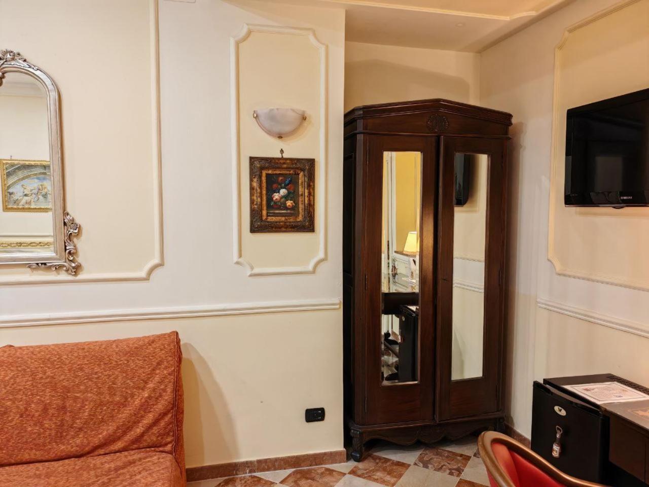 Double or Twin Room Disability Access