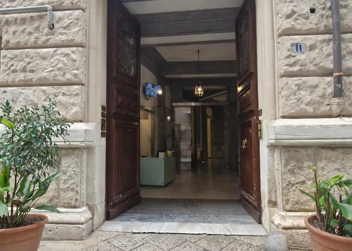 Palazzo Moncada Apartment
